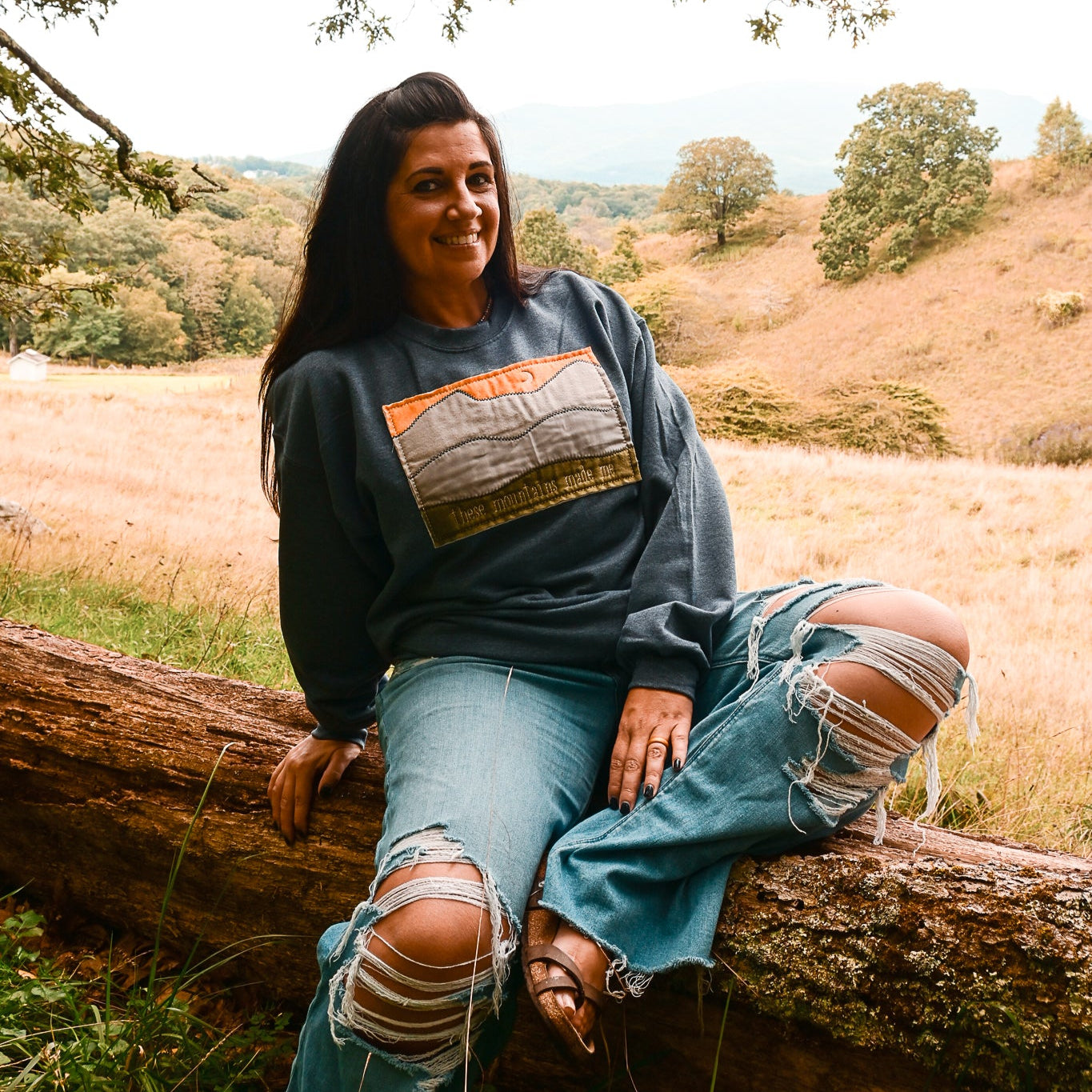 these mountains made me crewneck