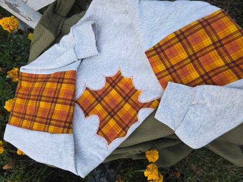 SEASONAL: peak season crewneck