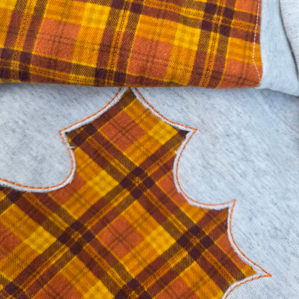 SEASONAL: peak season crewneck