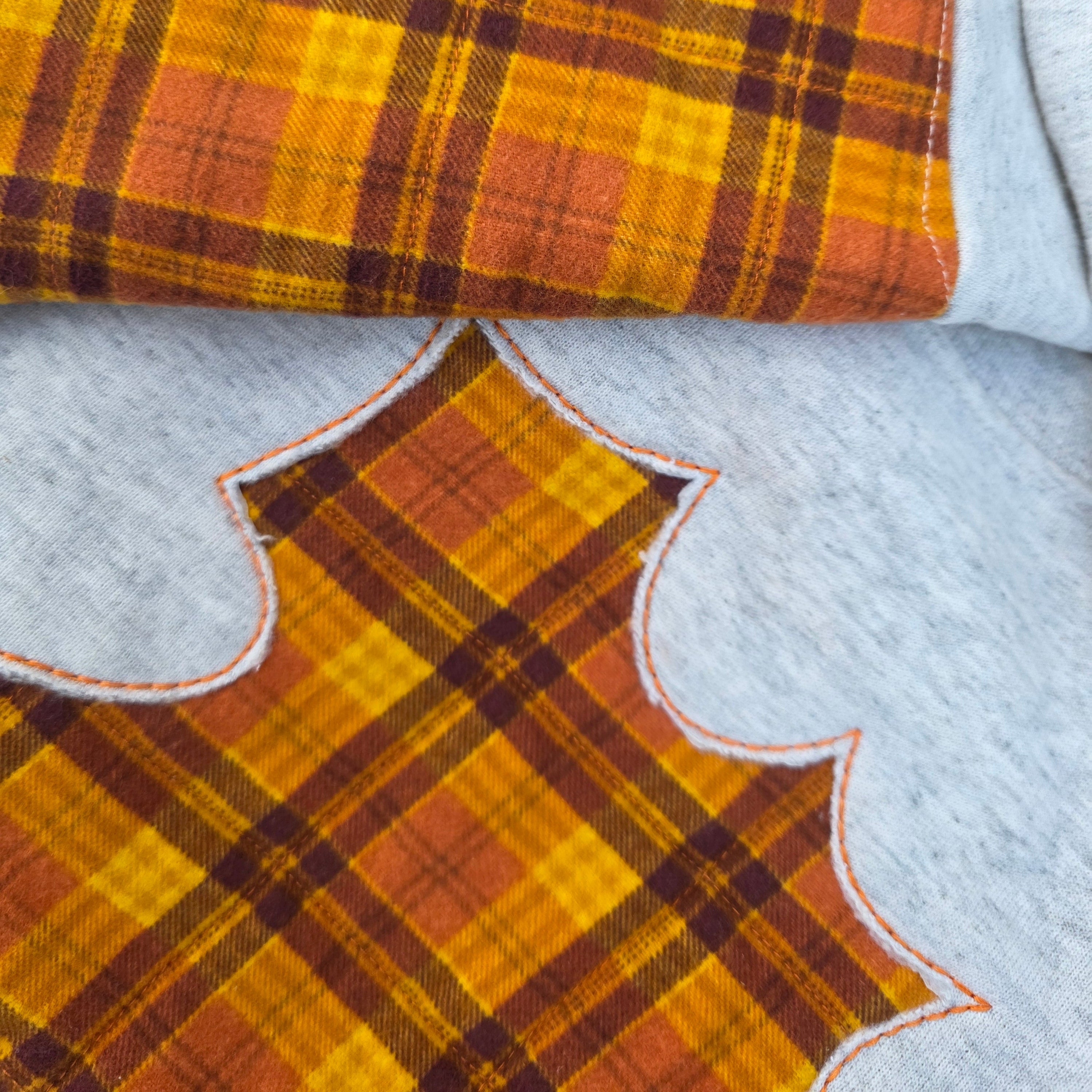 SEASONAL: peak season crewneck